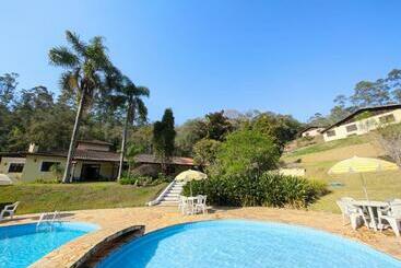 פנסיון Pousada Green Valley