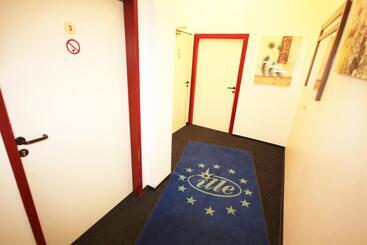 هاستل Aparthotel B & L