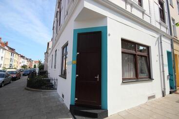 هاستل Aparthotel B & L