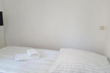 هاستل Aparthotel B & L
