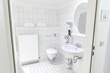هاستل Aparthotel B & L