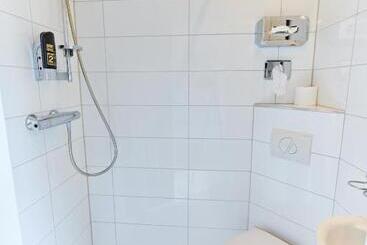 هاستل Aparthotel B & L