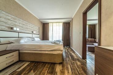هتل Baikal  All Inclusive