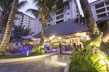 هتل Bali Resort & Apartment