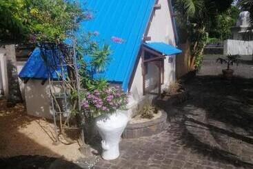 هتل Chillpill Guest House
