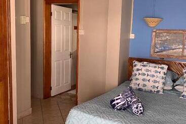 هتل Chillpill Guest House