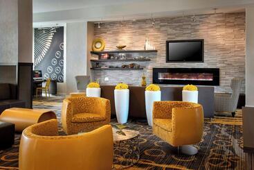 هتل Courtyard By Marriott Philadelphia Lansdale