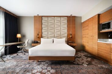 Doubletree By Hilton Krakow Hotel & Convention Center