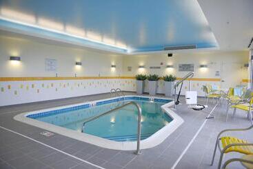 هتل Fairfield Inn And Suites Canton South