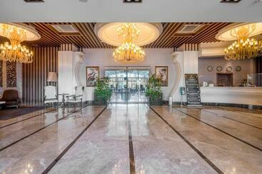 Grand Pasha Hotel & Spa Kyrenia
