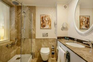 Grand Pasha Hotel & Spa Kyrenia