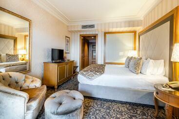 Grand Pasha Hotel & Spa Kyrenia