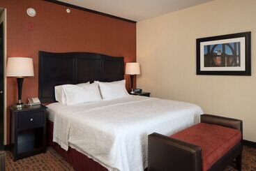 هتل Hampton Inn Lewistonauburn