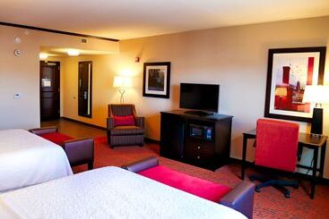 هتل Hampton Inn Lewistonauburn