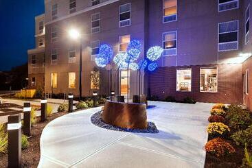 هتل Hampton Inn Lewistonauburn