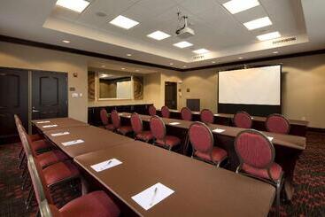 هتل Hampton Inn Lewistonauburn