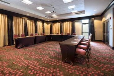 هتل Hampton Inn Lewistonauburn