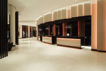 هتل Hilton Tallinn Park