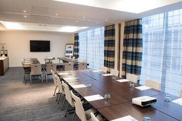 هتل Holiday Inn Express London Excel, An Ihg