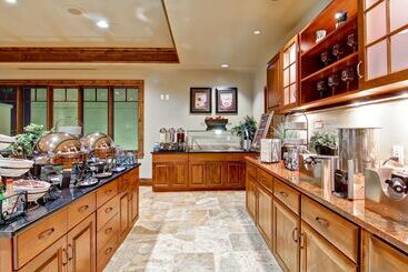 هتل Homewood Suites By Hilton Richland