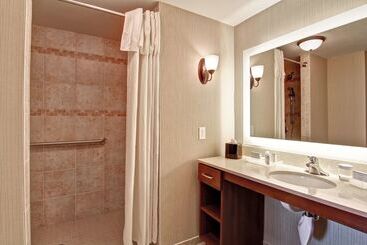 هتل Homewood Suites By Hilton Richland