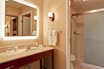 هتل Homewood Suites By Hilton Richland