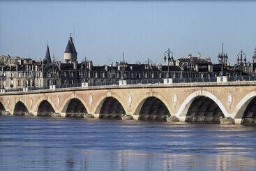 هتل Ibis Budget Bordeaux Centre Bastide