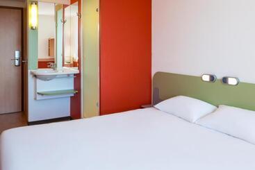 هتل Ibis Budget Lyon Centre  Gare Partdieu