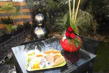هتل Ibis Budget Nice Palais Nikaia