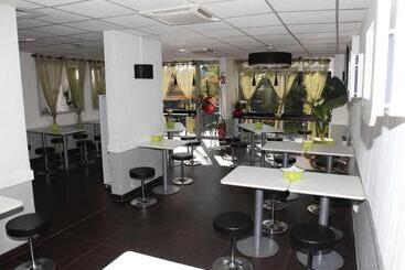 هتل Ibis Budget Nice Palais Nikaia