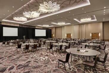 هتل Loews Chicago