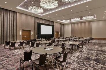 هتل Loews Chicago