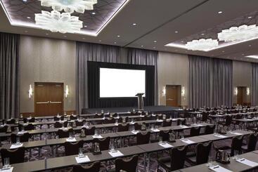 هتل Loews Chicago