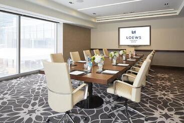 هتل Loews Chicago