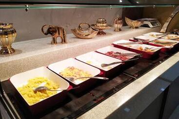 Master Gold Hotel Express