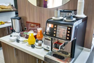 هتل Mercure Rostovondon Center