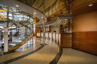 هتل Sunborn London Yacht