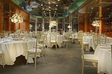هتل Sunborn London Yacht