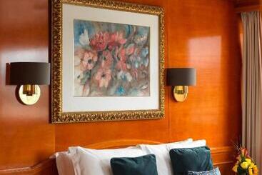 هتل Sunborn London Yacht
