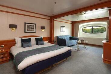 هتل Sunborn London Yacht