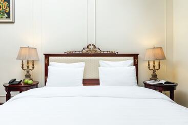 هتل The Rooms Boutique