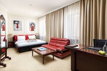 هتل The Rooms Boutique