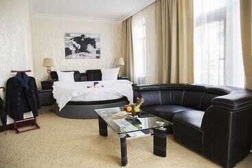 هتل The Rooms Boutique