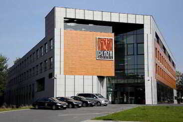 ホテル Warsaw Plaza