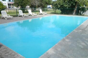 Motel A.c.a. Cipolletti