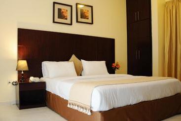 Royal Palace  Apartment Previously Tulip Inn