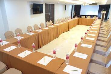 Christella Hotel Laemchabang