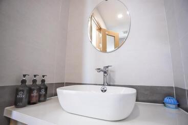 Haku Boutique Hotel Quy Nhơn