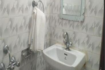 هتل Omran Villa By Wb Inn