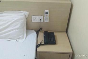 هتل Omran Villa By Wb Inn